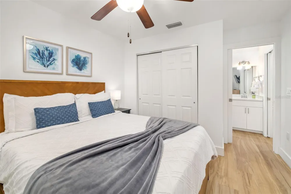 15305 1ST STREET E #201 Madeira Beach, FL 33708
