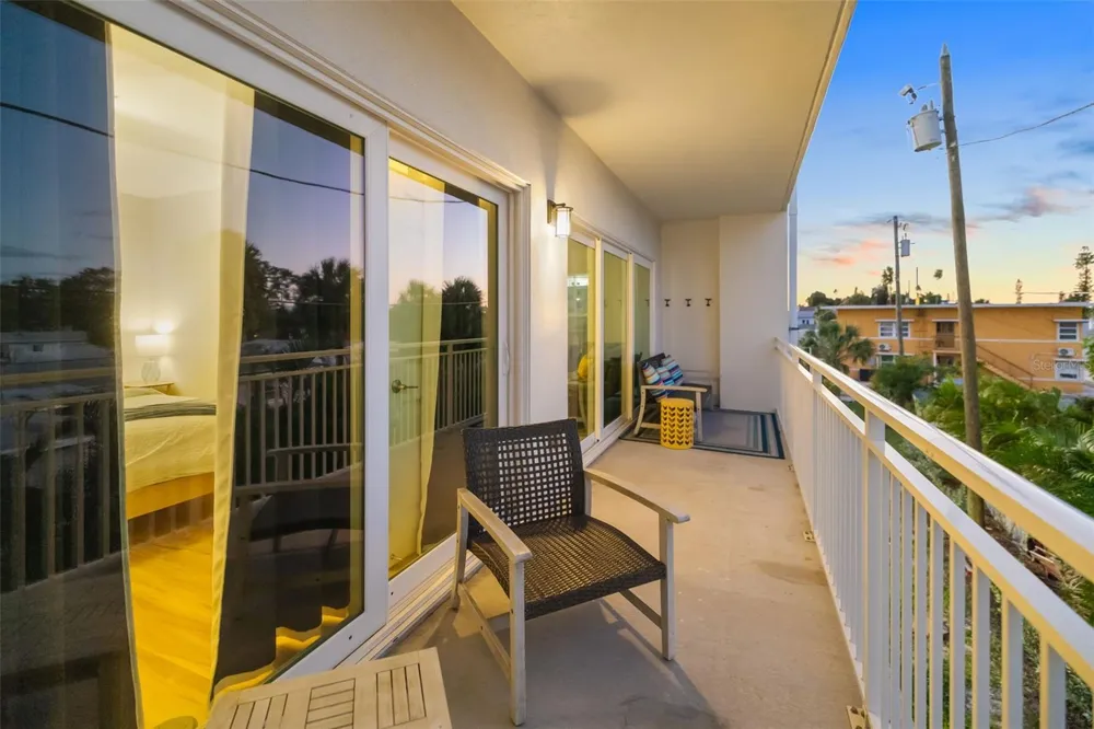15305 1ST STREET E #201 Madeira Beach, FL 33708