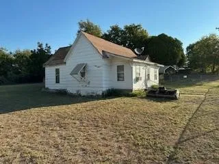 187 Hudson Street Newark, TX 76071