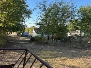 187 Hudson Street Newark, TX 76071