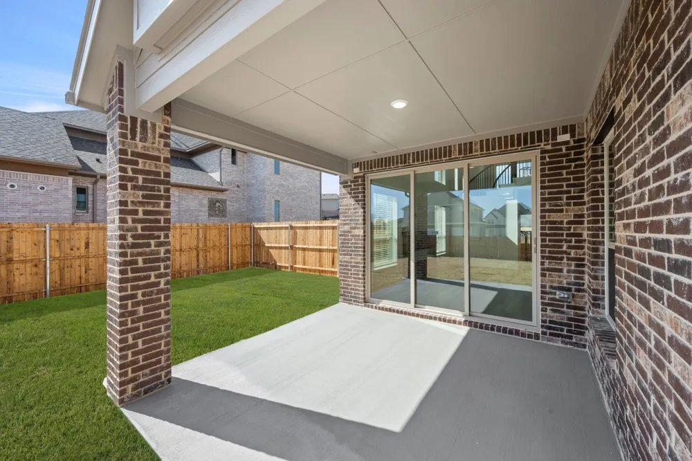 408 McKinley Street DeSoto, TX 75115