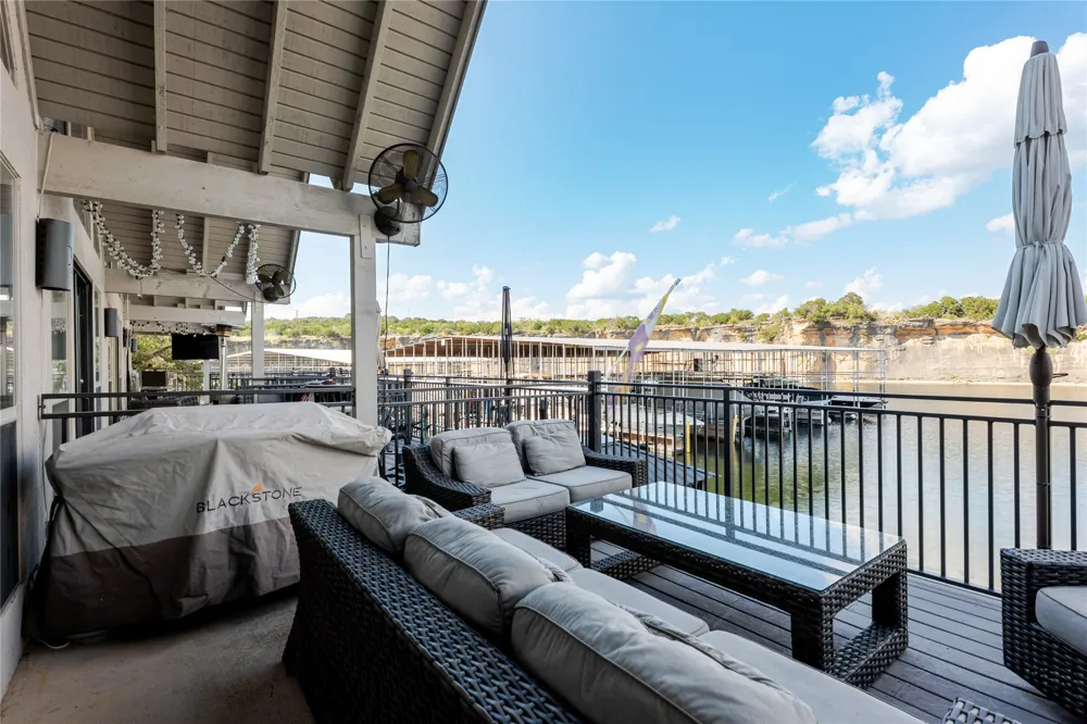 3005 Upcreek Alley #4 Strawn, TX 76475
