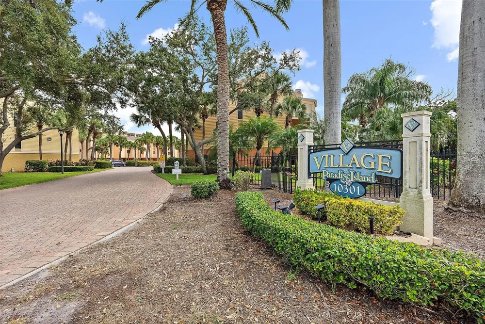 551 SANDY HOOK ROAD Treasure Island, FL 33706