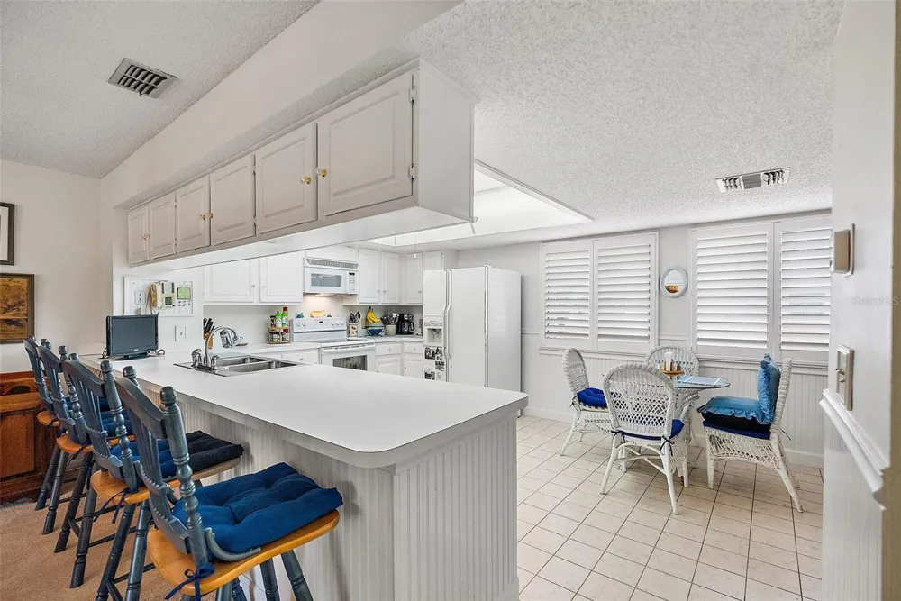 551 SANDY HOOK ROAD Treasure Island, FL 33706