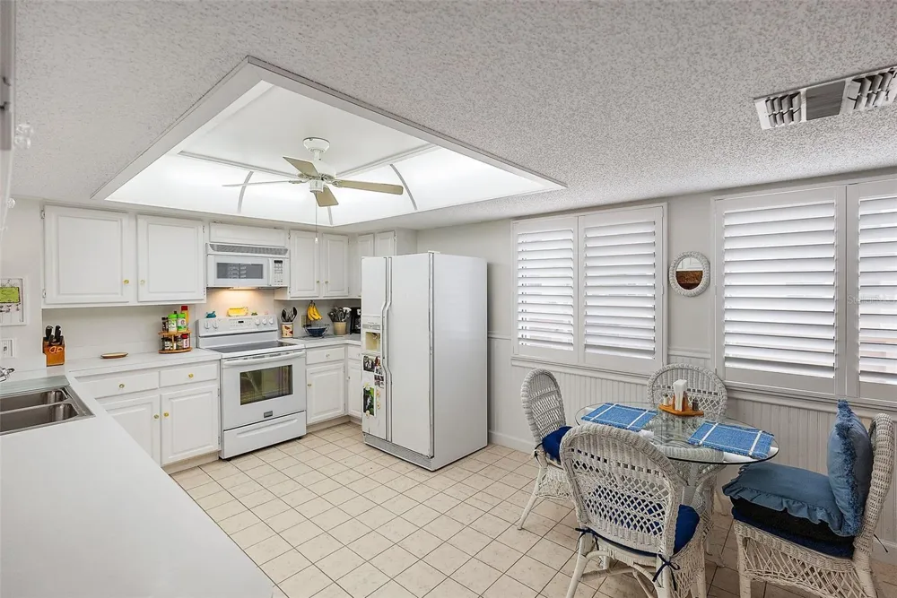 551 SANDY HOOK ROAD Treasure Island, FL 33706