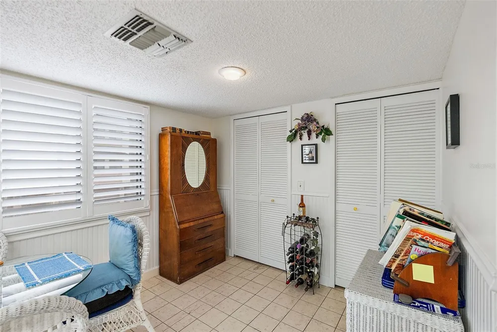 551 SANDY HOOK ROAD Treasure Island, FL 33706