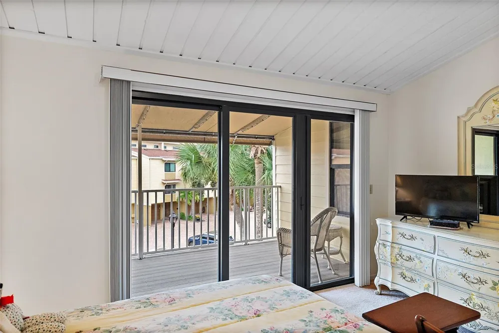 551 SANDY HOOK ROAD Treasure Island, FL 33706