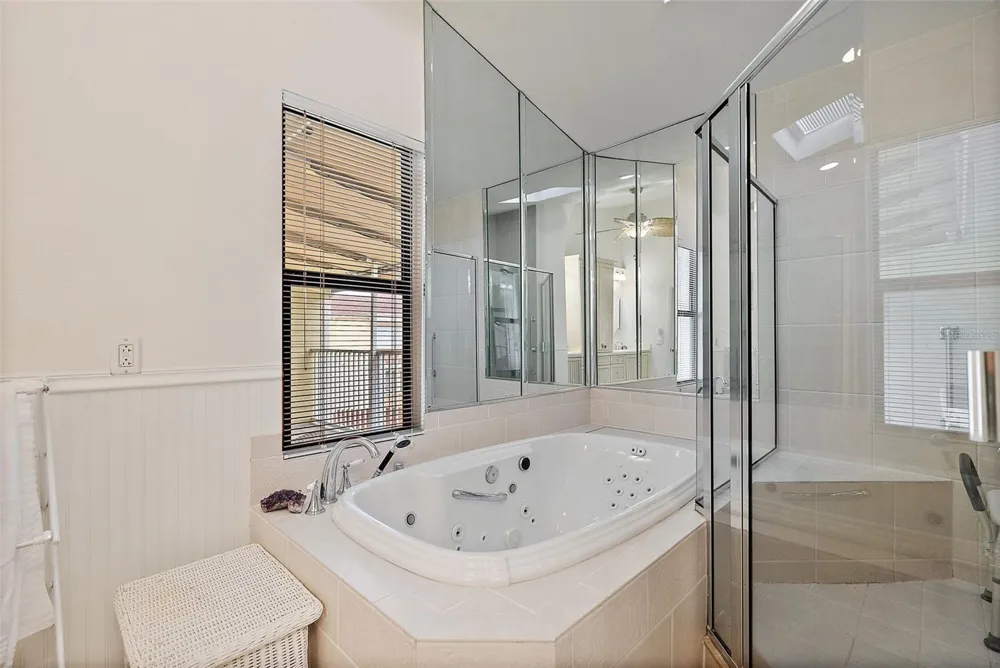 551 SANDY HOOK ROAD Treasure Island, FL 33706