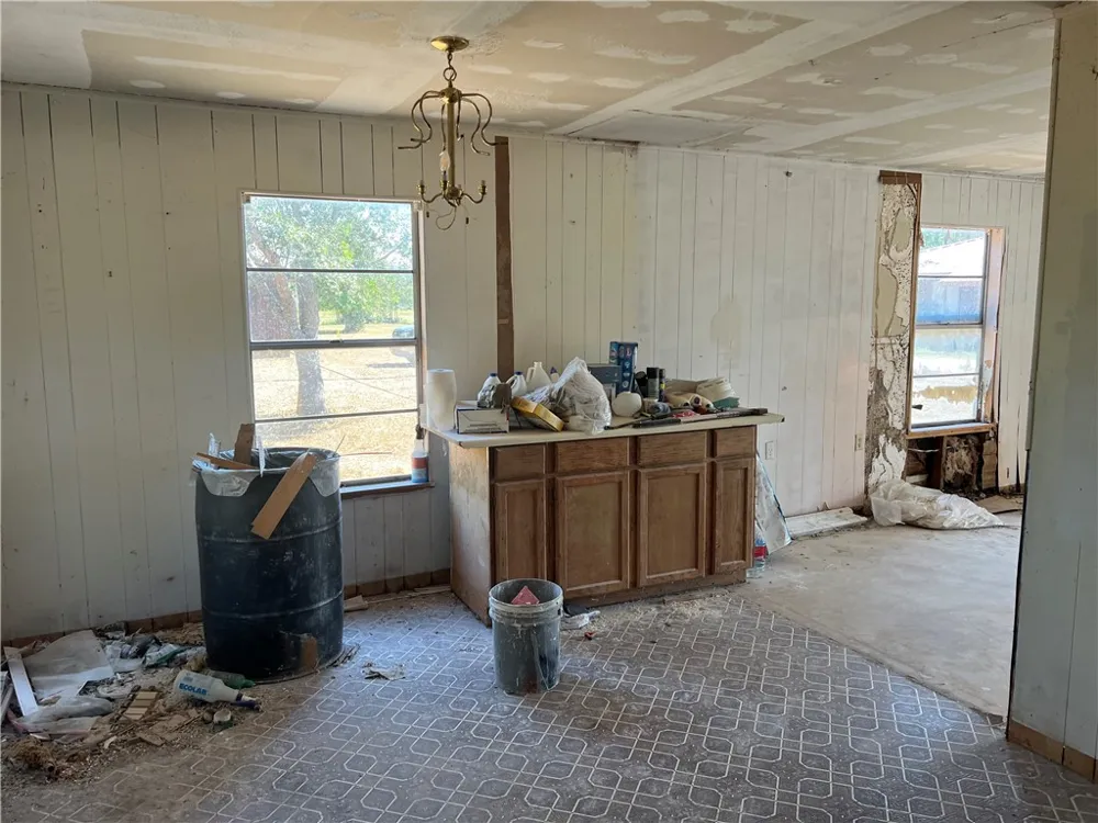 295 Mystic Drive George West, TX 78022