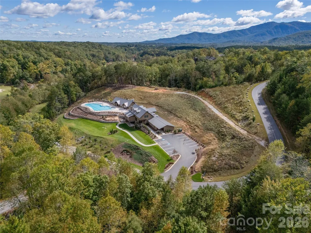 000 Deep Gap Farm Drive #2021 Mill Spring, NC 28756