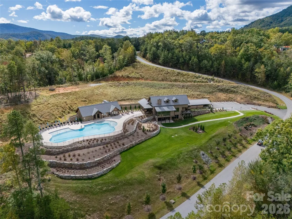 000 Deep Gap Farm Drive #2021 Mill Spring, NC 28756