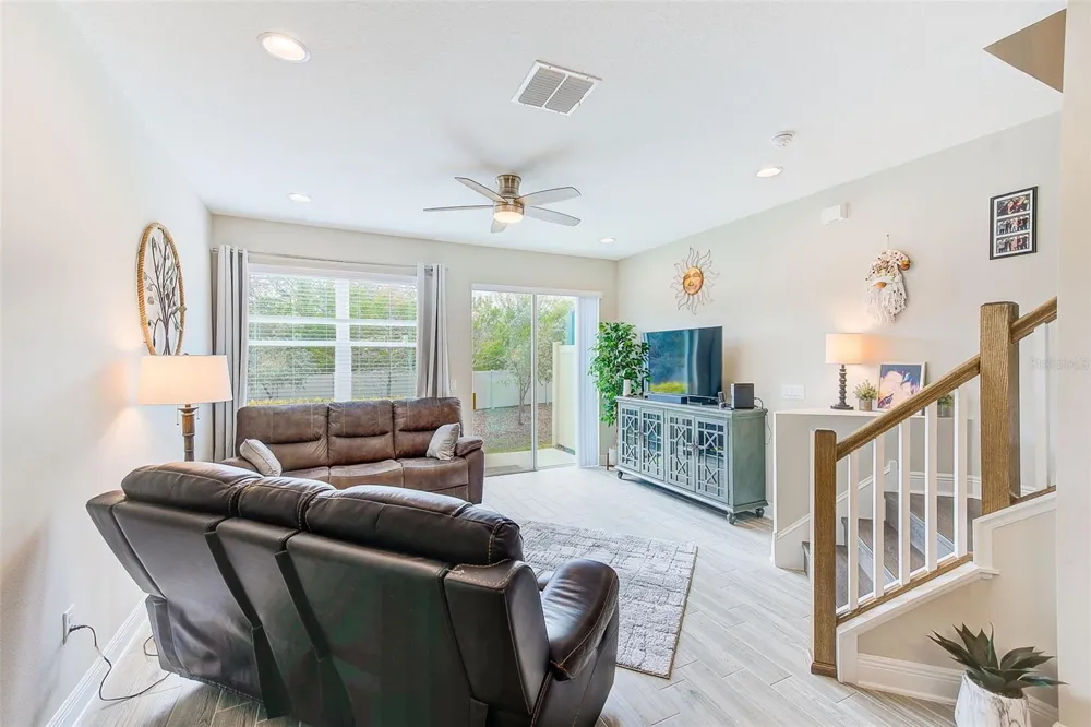 2441 FOGGY CREEK CIRCLE Clearwater, FL 33764