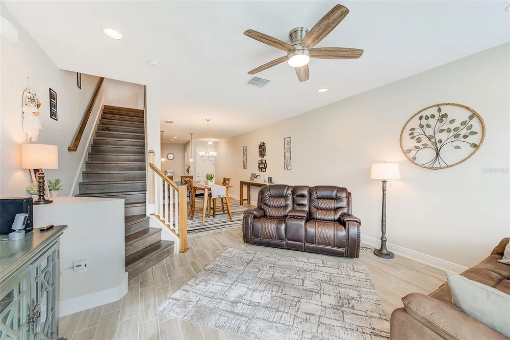 2441 FOGGY CREEK CIRCLE Clearwater, FL 33764