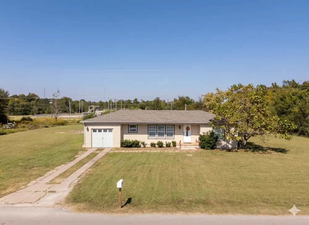 429 E Ohio Street Van, TX 75790