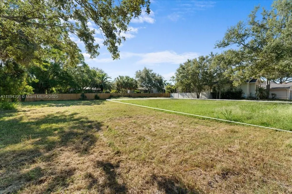 2207 54th ST S St Petersburg, FL 33707