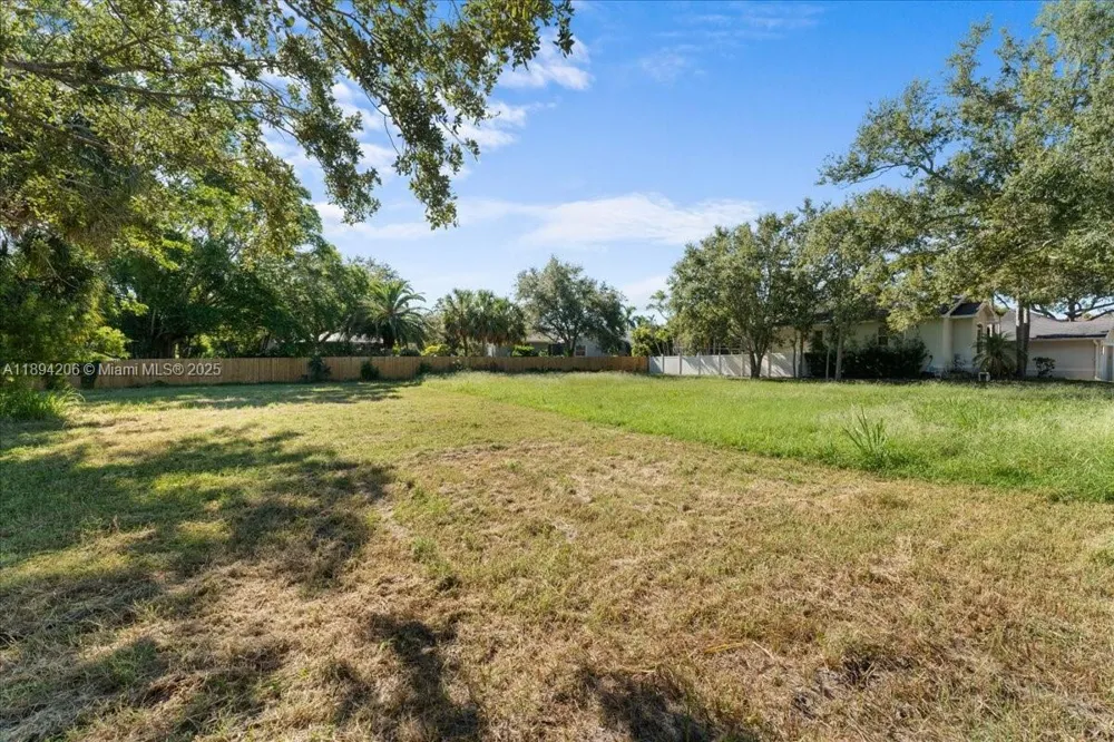 2207 54th ST S St Petersburg, FL 33707