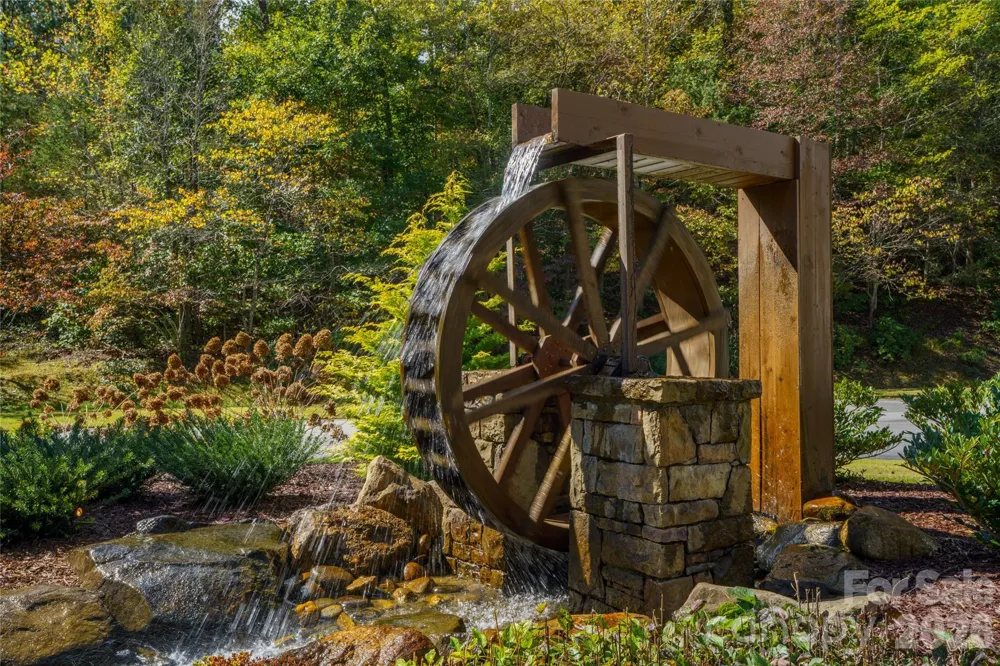000 Nottingham Drive #237 Mill Spring, NC 28756
