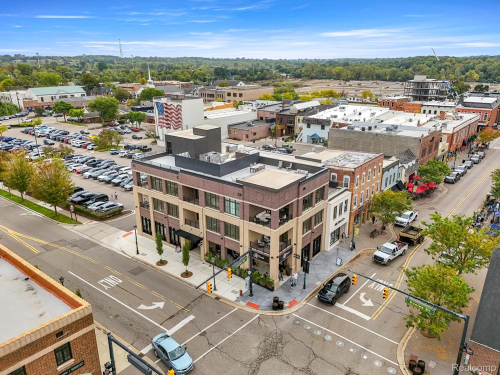 156 Center Unit 201 Northville City, MI 48167