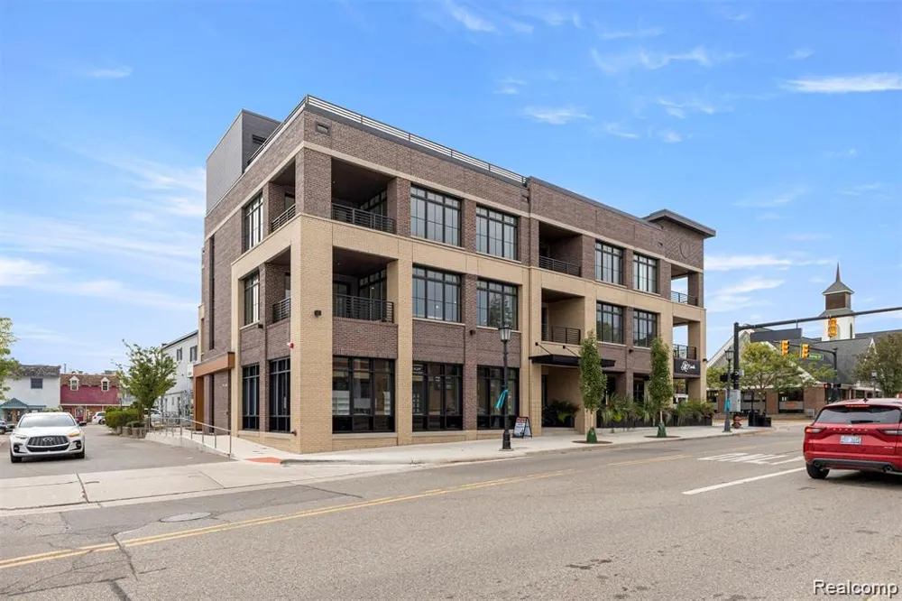 156 Center Unit 201 Northville City, MI 48167