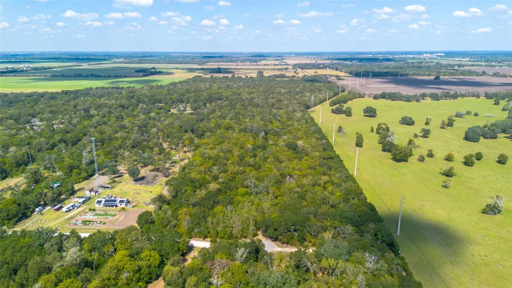 Bear Bottom Drive Wharton, TX 77488