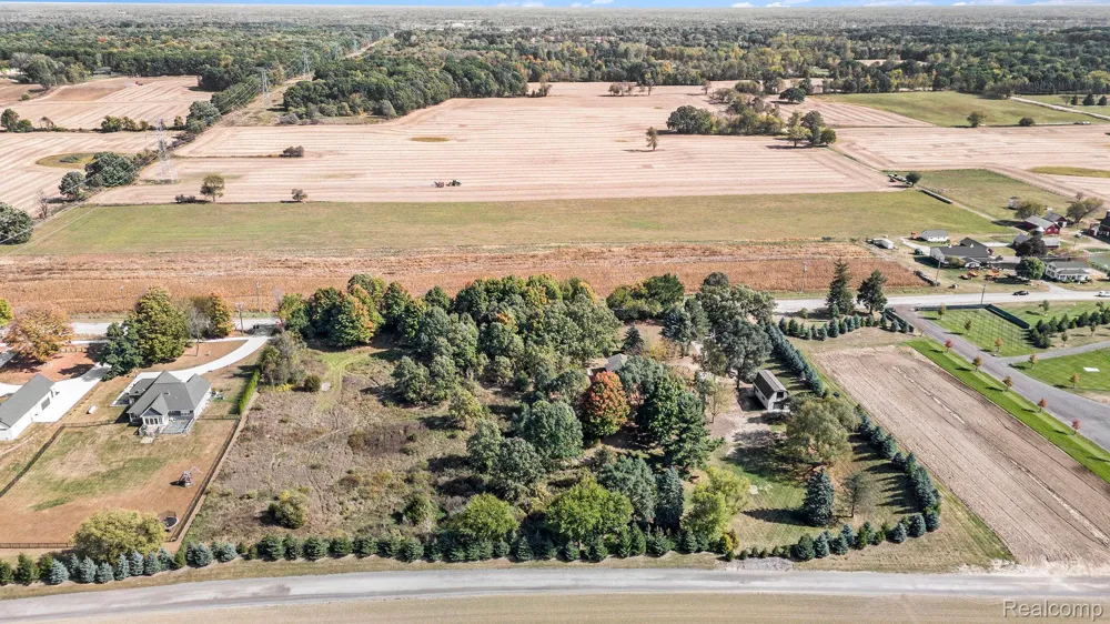 65723 Mound Road Washington Township, MI 48095