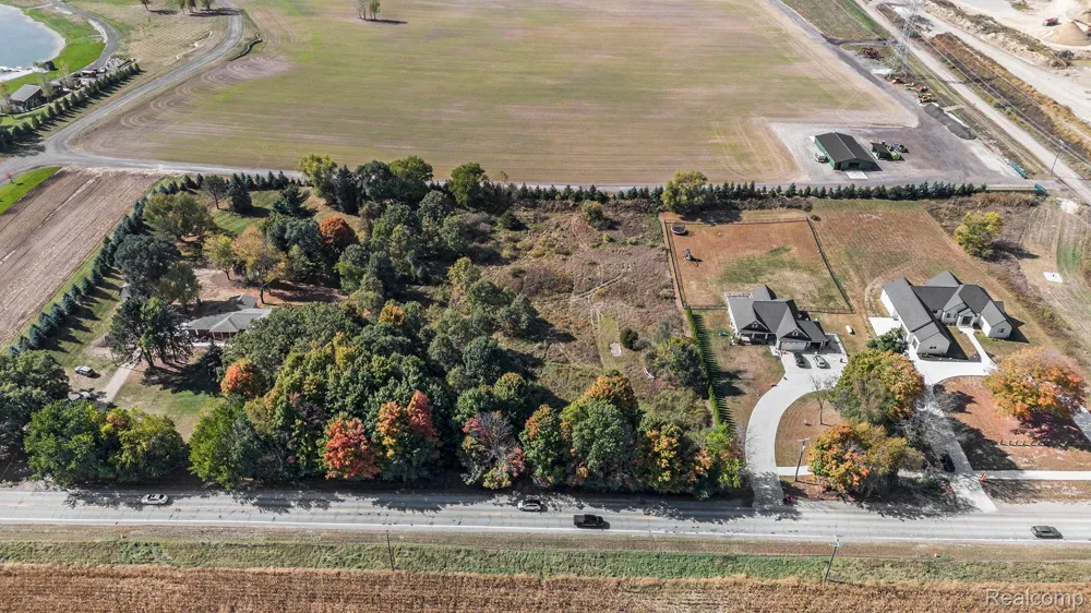 65723 Mound Road Washington Township, MI 48095