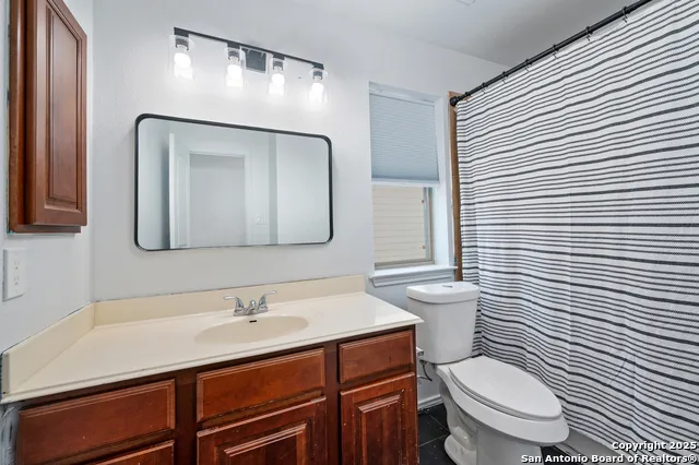 3027 Hidden Meadow Seguin, TX 78155
