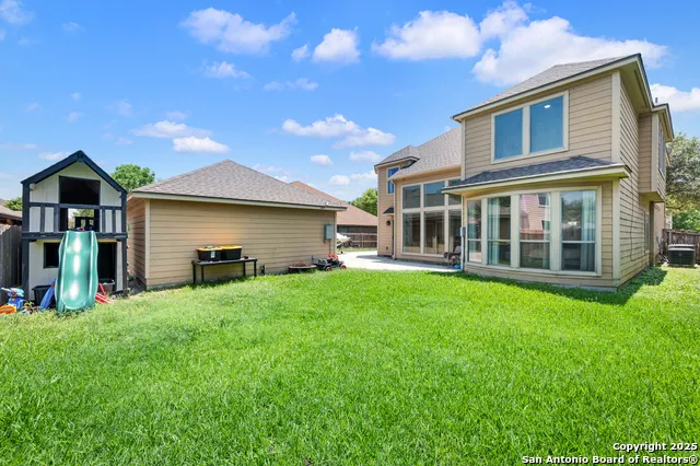 3027 Hidden Meadow Seguin, TX 78155