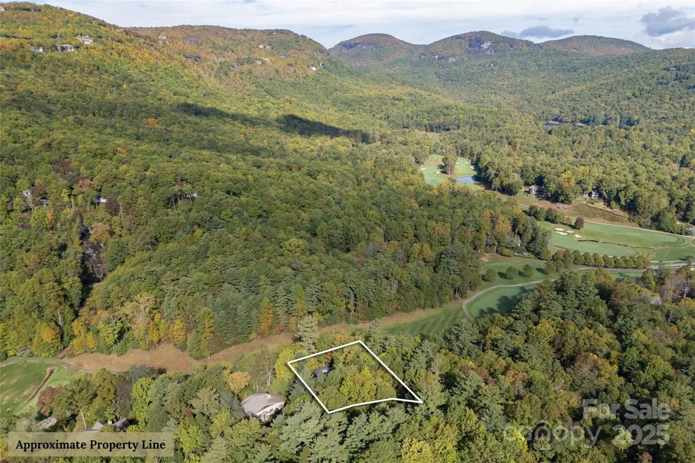 412 Cherokee Trace Lake Toxaway, NC 28747