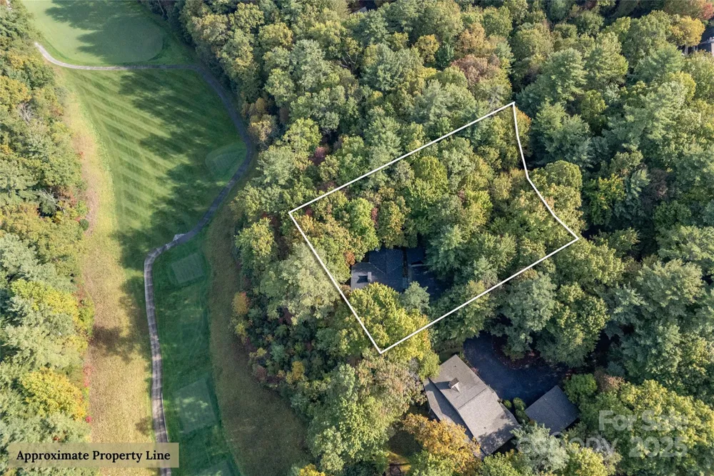 412 Cherokee Trace Lake Toxaway, NC 28747