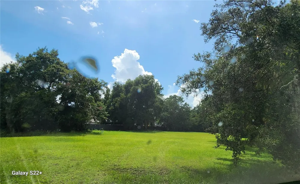 1048 USTLER ROAD Apopka, FL 32712