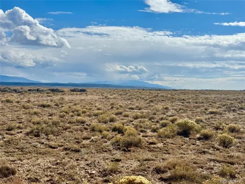 lot 4 S 9th Street