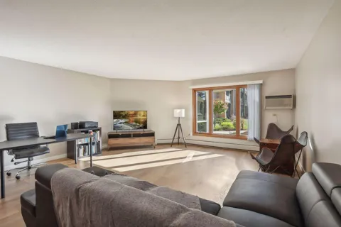 4350 Brookside Court #114