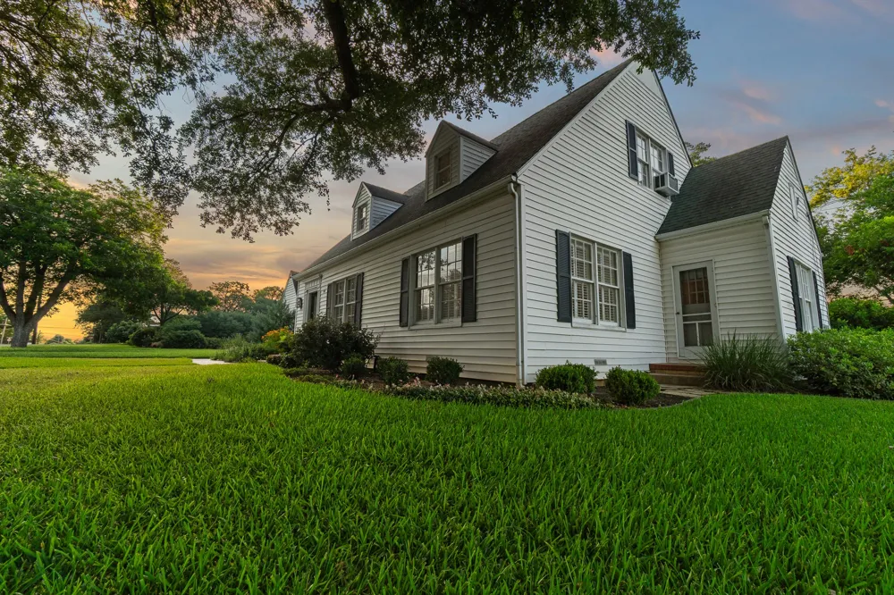 901 Anderson Street Schulenburg, TX 78956