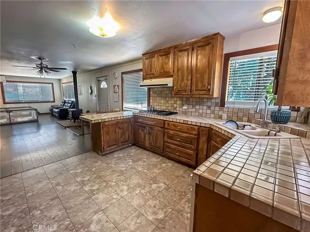 9086 Diamond Dust Trail Kelseyville, CA 95451