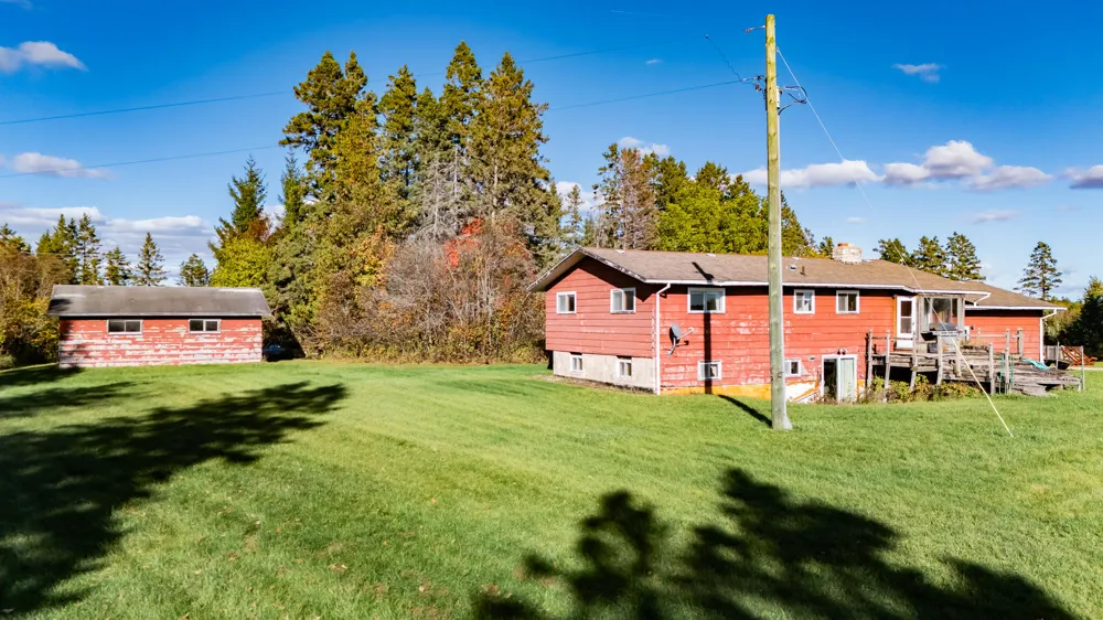 9964 E M 48 Goetzville, MI 49736