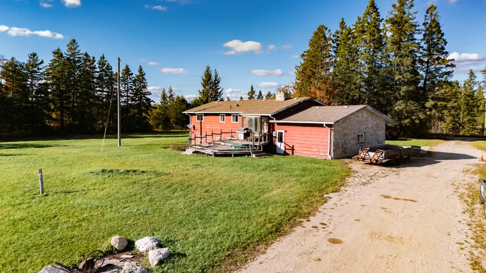 9964 E M 48 Goetzville, MI 49736