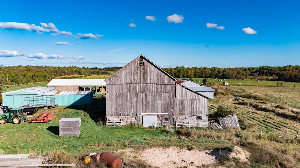 9964 E M 48 Goetzville, MI 49736