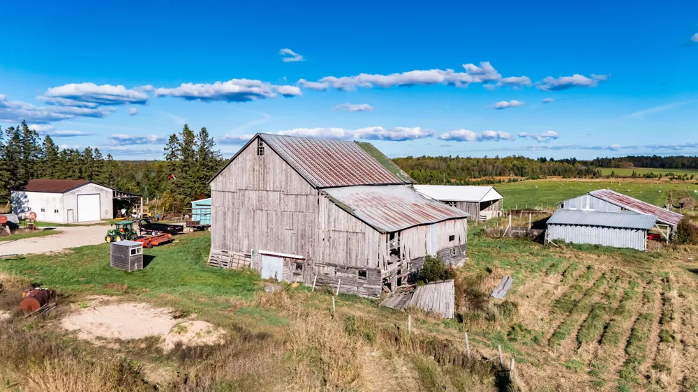 9964 E M 48 Goetzville, MI 49736