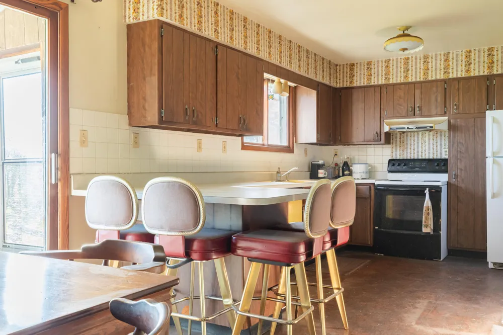 9964 E M 48 Goetzville, MI 49736