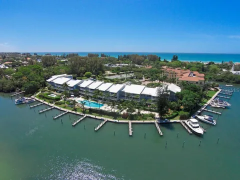 615 DREAM ISLAND PLACE #201