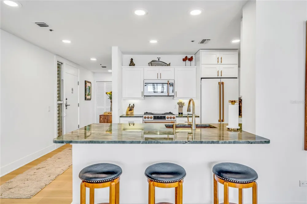 615 DREAM ISLAND PLACE #201 Longboat Key, FL 34228