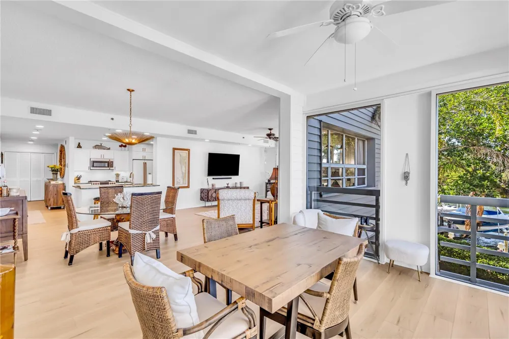 615 DREAM ISLAND PLACE #201 Longboat Key, FL 34228