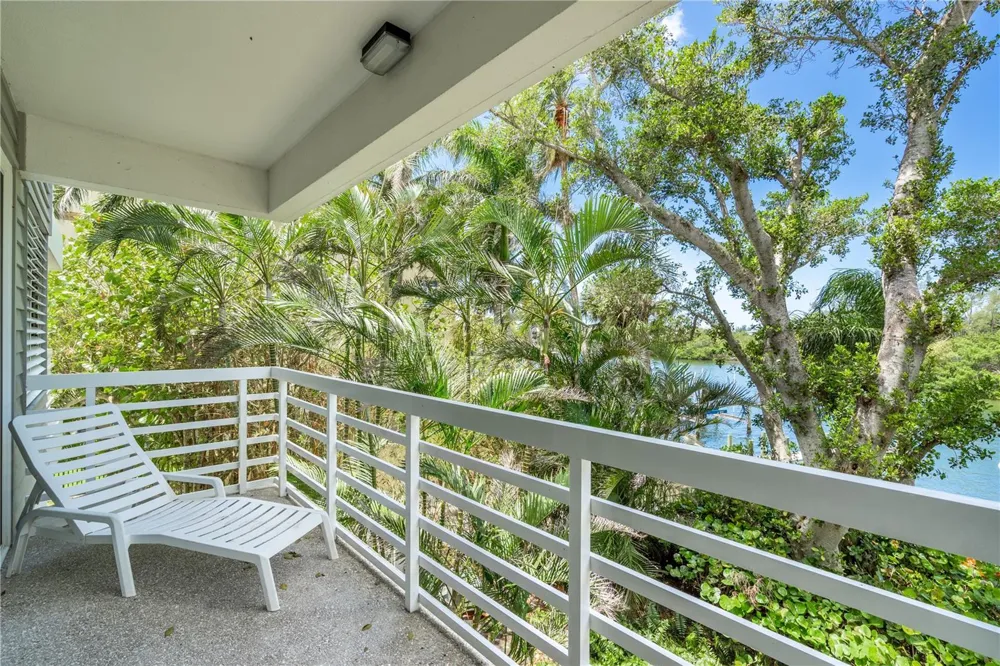 615 DREAM ISLAND PLACE #201 Longboat Key, FL 34228