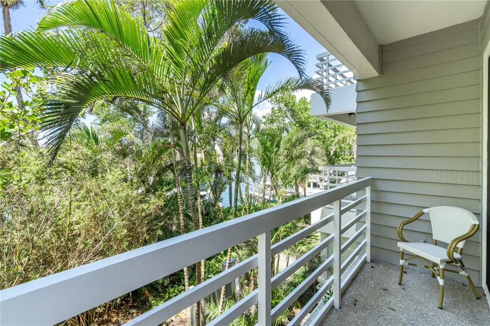 615 DREAM ISLAND PLACE #201 Longboat Key, FL 34228