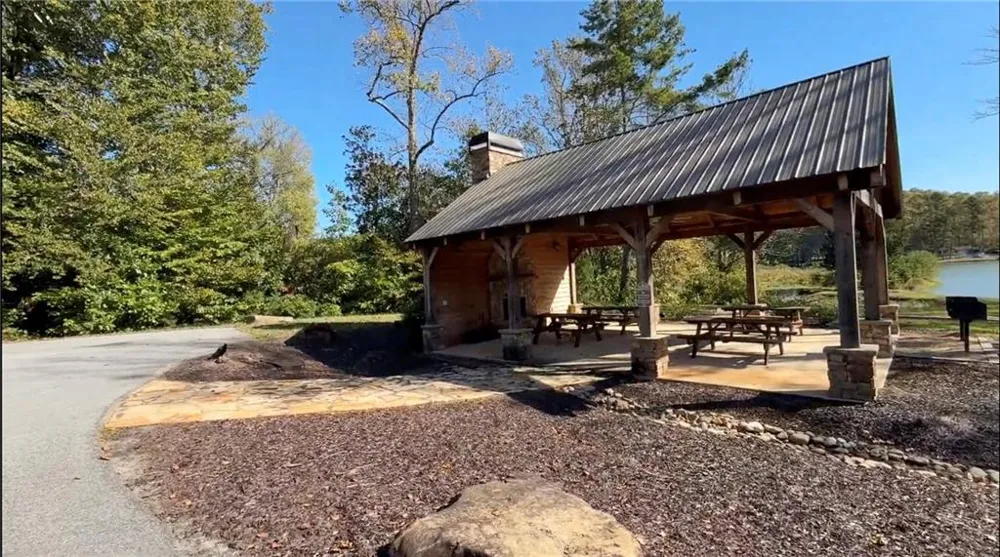 83 Leisure Mtn Trail Sautee Nacoochee, GA 30571