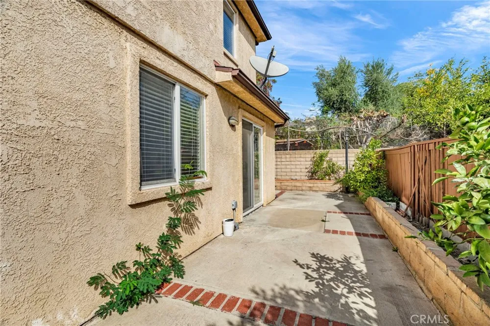 9155 Cedros Avenue #12 Panorama City, CA 91402