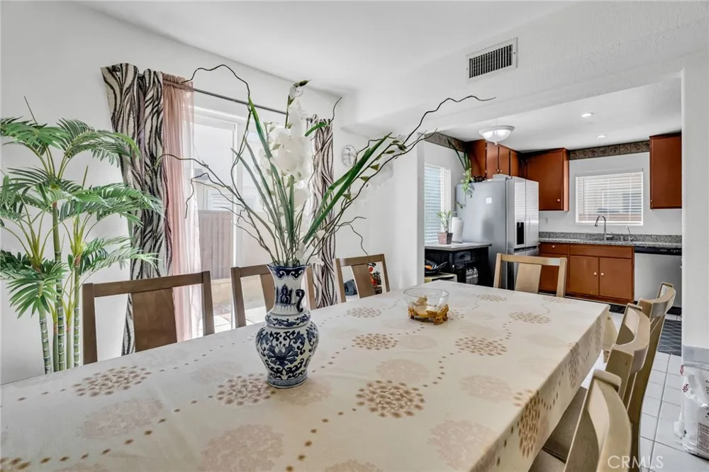 9155 Cedros Avenue #12 Panorama City, CA 91402