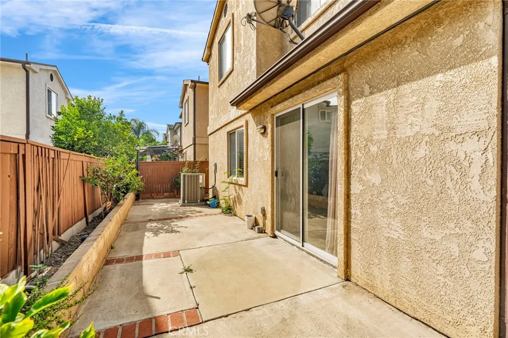 9155 Cedros Avenue #12 Panorama City, CA 91402