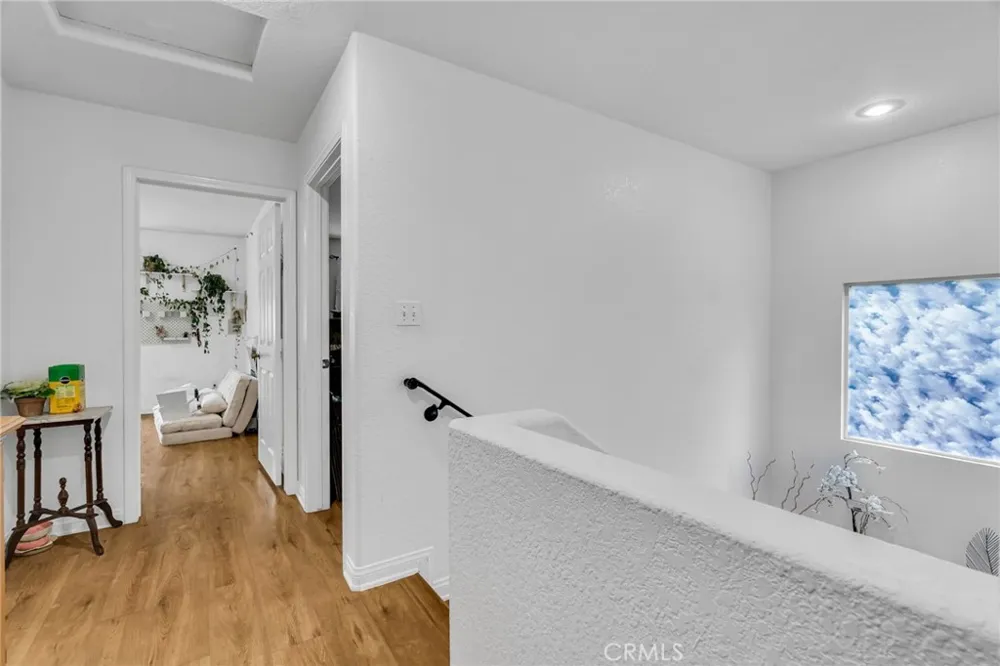 9155 Cedros Avenue #12 Panorama City, CA 91402